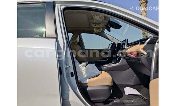 Buy Import Toyota 4Runner White Car in Import - Dubai in Ashanti Buy Import Toyota 4Runner White Car in Import - Dubai in Ashanti