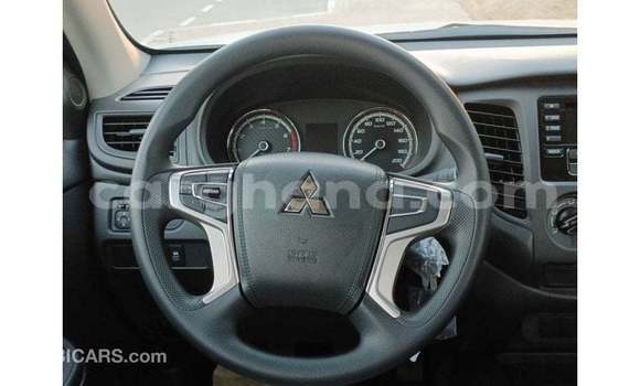 Ra Imported Mitsubishi L200 funfun Ọkọ̀ in Import - Dubai ni Ashanti Ra Imported Mitsubishi L200 funfun Ọkọ̀ in Import - Dubai ni Ashanti
