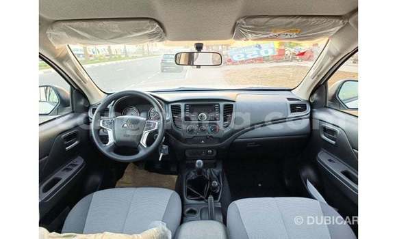 Ra Imported Mitsubishi L200 funfun Ọkọ̀ in Import - Dubai ni Ashanti Ra Imported Mitsubishi L200 funfun Ọkọ̀ in Import - Dubai ni Ashanti