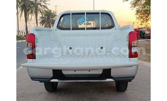 Ra Imported Mitsubishi L200 funfun Ọkọ̀ in Import - Dubai ni Ashanti Ra Imported Mitsubishi L200 funfun Ọkọ̀ in Import - Dubai ni Ashanti
