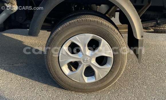 Buy Import Hyundai Accent White Car in Import - Dubai in Ashanti Buy Import Hyundai Accent White Car in Import - Dubai in Ashanti