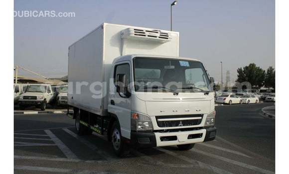 Buy Import Mitsubishi Carisma White Car in Import - Dubai in Ashanti Buy Import Mitsubishi Carisma White Car in Import - Dubai in Ashanti