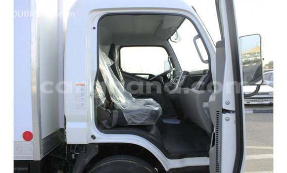 Buy Import Mitsubishi Carisma White Car in Import - Dubai in Ashanti Buy Import Mitsubishi Carisma White Car in Import - Dubai in Ashanti