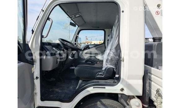 Buy Import Mitsubishi Carisma White Car in Import - Dubai in Ashanti Buy Import Mitsubishi Carisma White Car in Import - Dubai in Ashanti