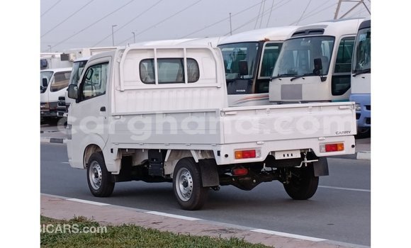 Ra Imported Suzuki Carry funfun Ọkọ̀ akẹ́rù ńlá in Import - Dubai ni Ashanti Ra Imported Suzuki Carry funfun Ọkọ̀ akẹ́rù ńlá in Import - Dubai ni Ashanti