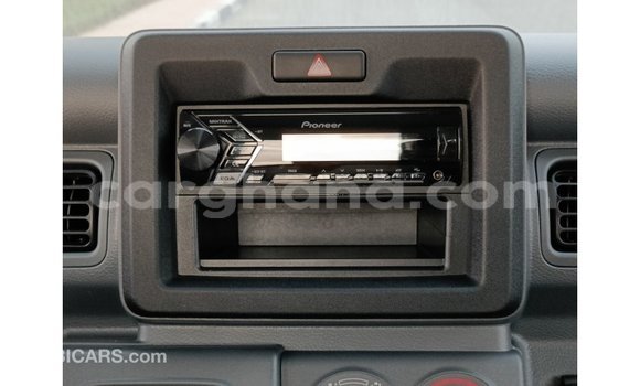 Ra Imported Suzuki Carry funfun Ọkọ̀ akẹ́rù ńlá in Import - Dubai ni Ashanti Ra Imported Suzuki Carry funfun Ọkọ̀ akẹ́rù ńlá in Import - Dubai ni Ashanti