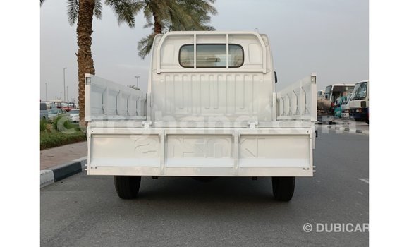Ra Imported Suzuki Carry funfun Ọkọ̀ akẹ́rù ńlá in Import - Dubai ni Ashanti Ra Imported Suzuki Carry funfun Ọkọ̀ akẹ́rù ńlá in Import - Dubai ni Ashanti