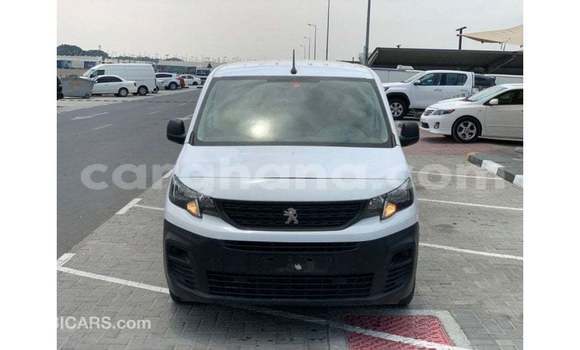 Ra Imported Peugeot Partner funfun Ọkọ̀ in Import - Dubai ni Ashanti Ra Imported Peugeot Partner funfun Ọkọ̀ in Import - Dubai ni Ashanti