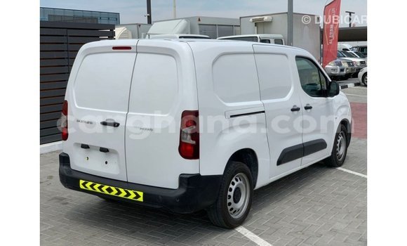 Ra Imported Peugeot Partner funfun Ọkọ̀ in Import - Dubai ni Ashanti Ra Imported Peugeot Partner funfun Ọkọ̀ in Import - Dubai ni Ashanti