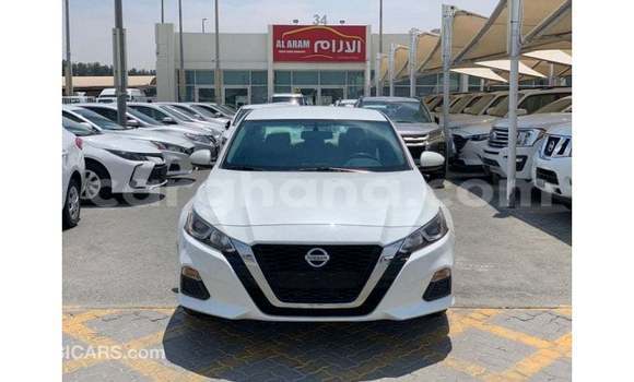 Ra Imported Nissan Altima funfun Ọkọ̀ in Import - Dubai ni Ashanti Ra Imported Nissan Altima funfun Ọkọ̀ in Import - Dubai ni Ashanti