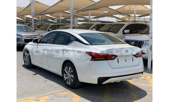 Ra Imported Nissan Altima funfun Ọkọ̀ in Import - Dubai ni Ashanti Ra Imported Nissan Altima funfun Ọkọ̀ in Import - Dubai ni Ashanti