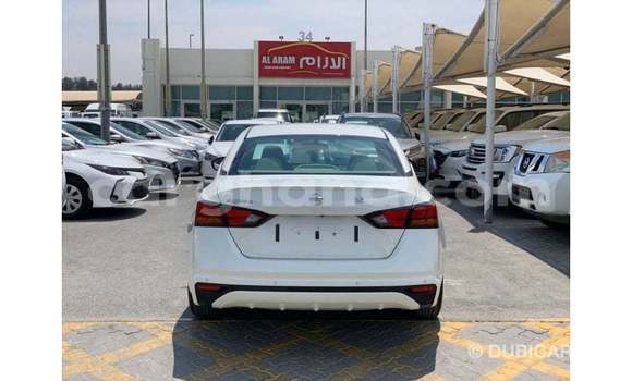 Ra Imported Nissan Altima funfun Ọkọ̀ in Import - Dubai ni Ashanti Ra Imported Nissan Altima funfun Ọkọ̀ in Import - Dubai ni Ashanti
