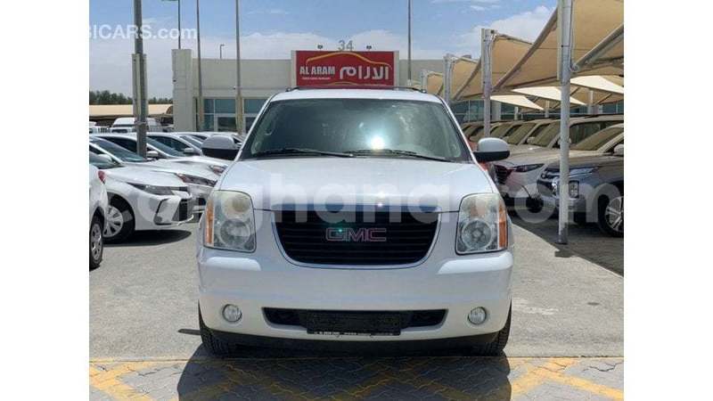 Big with watermark gmc yukon ashanti import dubai 55235