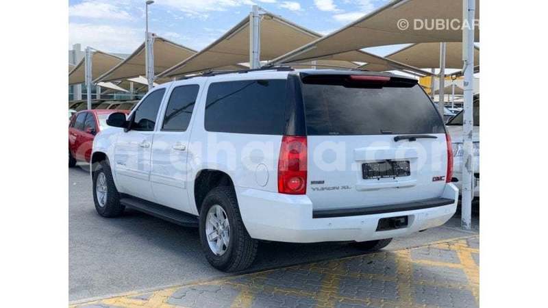 Big with watermark gmc yukon ashanti import dubai 55235