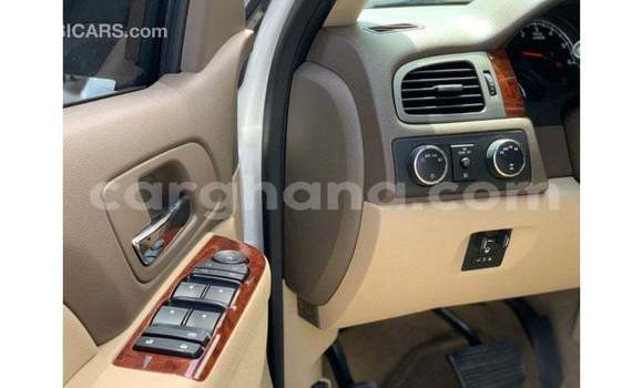 Ra Imported GMC Yukon funfun Ọkọ̀ in Import - Dubai ni Ashanti Ra Imported GMC Yukon funfun Ọkọ̀ in Import - Dubai ni Ashanti