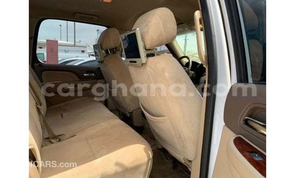 Ra Imported GMC Yukon funfun Ọkọ̀ in Import - Dubai ni Ashanti Ra Imported GMC Yukon funfun Ọkọ̀ in Import - Dubai ni Ashanti
