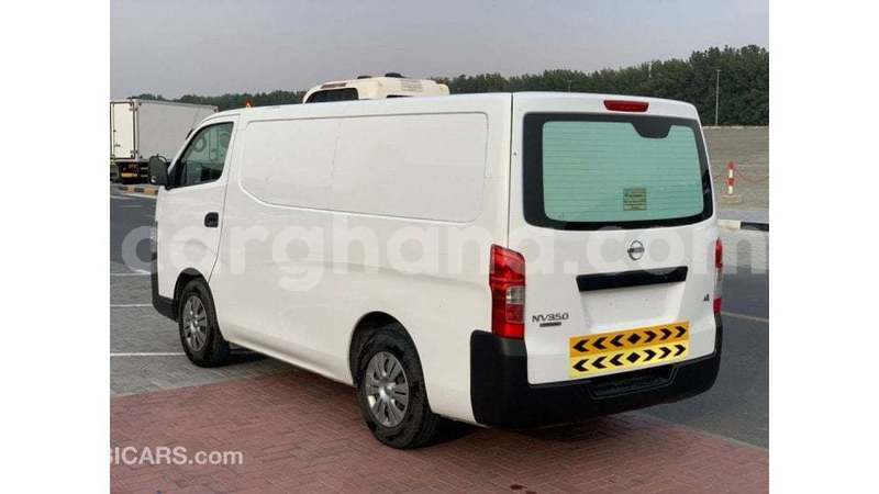 Big with watermark nissan urvan ashanti import dubai 55248