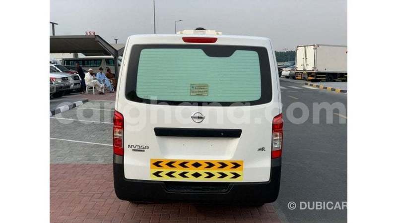 Big with watermark nissan urvan ashanti import dubai 55248