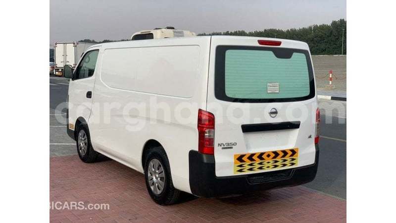 Big with watermark nissan urvan ashanti import dubai 55249