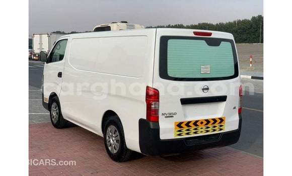 Ra Imported Nissan Urvan funfun Ọkọ̀ in Import - Dubai ni Ashanti Ra Imported Nissan Urvan funfun Ọkọ̀ in Import - Dubai ni Ashanti