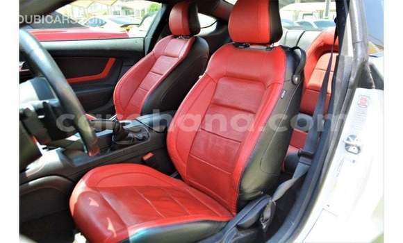 Ra Imported Ford Mustang funfun Ọkọ̀ in Import - Dubai ni Ashanti Ra Imported Ford Mustang funfun Ọkọ̀ in Import - Dubai ni Ashanti