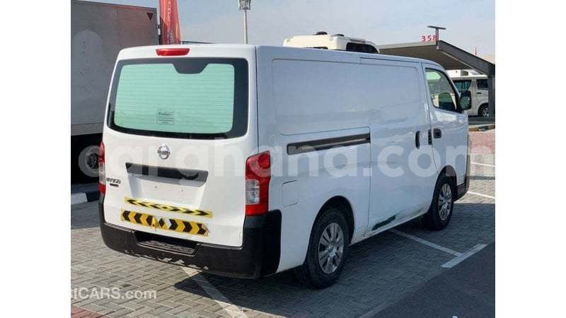 Big with watermark nissan urvan ashanti import dubai 55254