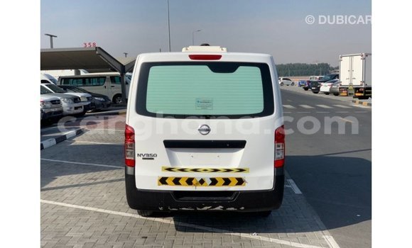 Sayi Imported Nissan Urvan White Mota in Import - Dubai a Ashanti Sayi Imported Nissan Urvan White Mota in Import - Dubai a Ashanti
