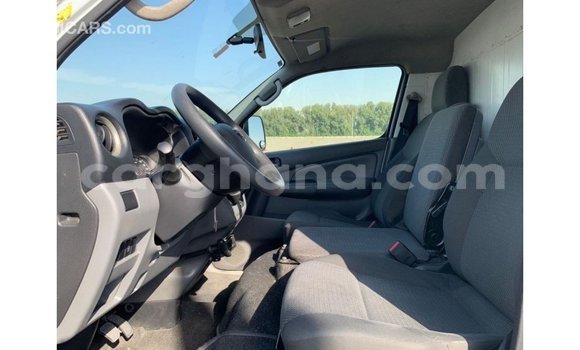 Sayi Imported Nissan Urvan White Mota in Import - Dubai a Ashanti Sayi Imported Nissan Urvan White Mota in Import - Dubai a Ashanti