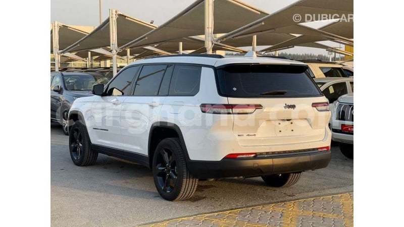 Big with watermark jeep grand cherokee ashanti import dubai 55256