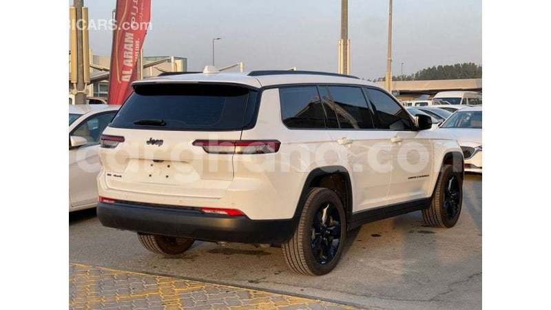 Big with watermark jeep grand cherokee ashanti import dubai 55256