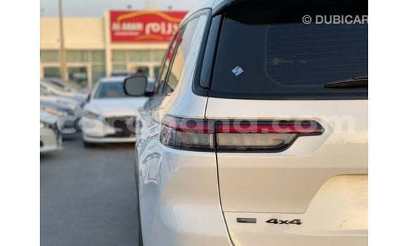 Ra Imported Jeep Grand Cherokee funfun Ọkọ̀ in Import - Dubai ni Ashanti Ra Imported Jeep Grand Cherokee funfun Ọkọ̀ in Import - Dubai ni Ashanti