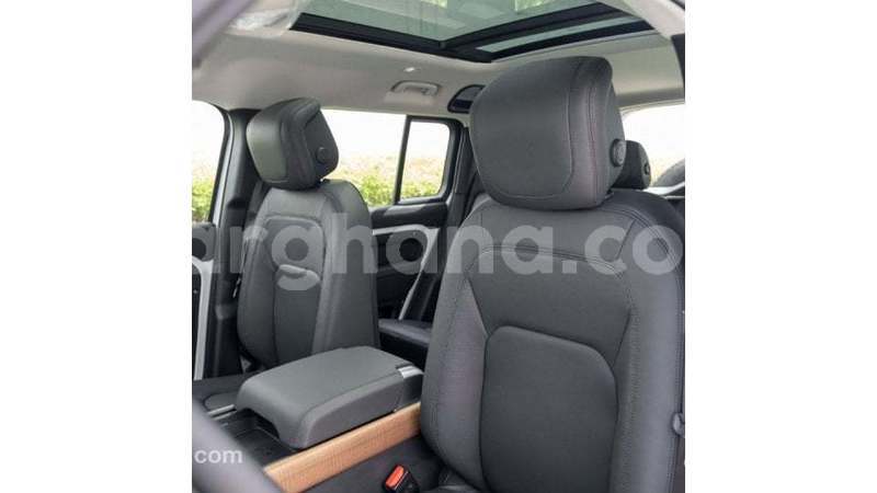 Big with watermark land rover defender ashanti import dubai 55261