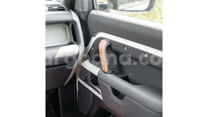 Big with watermark land rover defender ashanti import dubai 55261