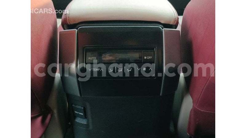 Big with watermark toyota prado ashanti import dubai 55265