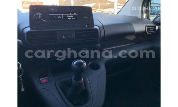 Sayi Imported Peugeot Partner White Mota in Import - Dubai a Ashanti Sayi Imported Peugeot Partner White Mota in Import - Dubai a Ashanti