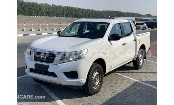 Ra Imported Nissan Navara funfun Ọkọ̀ in Import - Dubai ni Ashanti Ra Imported Nissan Navara funfun Ọkọ̀ in Import - Dubai ni Ashanti