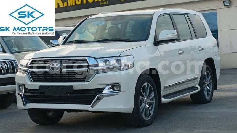 Big with watermark toyota land cruiser ashanti import dubai 55278