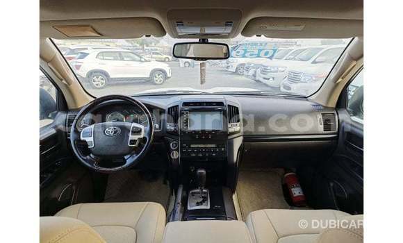 Buy Import Toyota Land Cruiser White Car in Import - Dubai in Ashanti Buy Import Toyota Land Cruiser White Car in Import - Dubai in Ashanti
