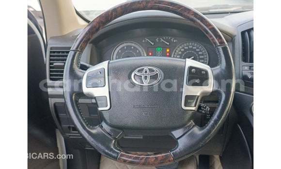 Buy Import Toyota Land Cruiser White Car in Import - Dubai in Ashanti Buy Import Toyota Land Cruiser White Car in Import - Dubai in Ashanti