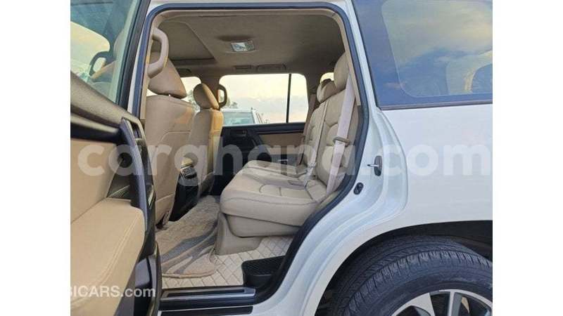 Big with watermark toyota land cruiser ashanti import dubai 55278