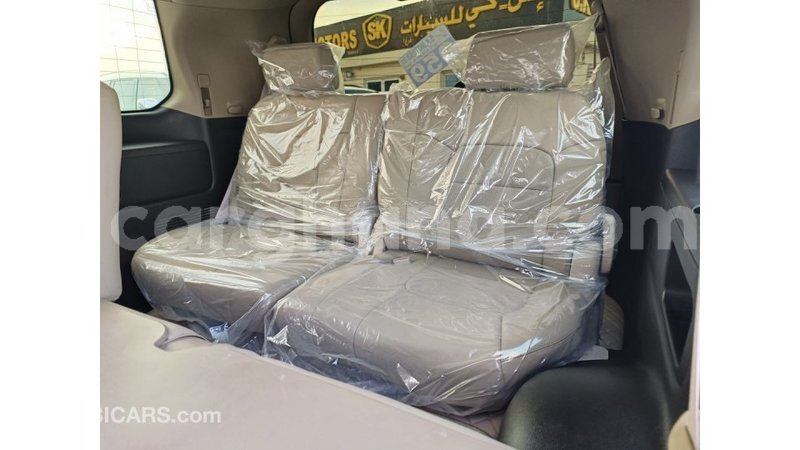 Big with watermark toyota land cruiser ashanti import dubai 55278