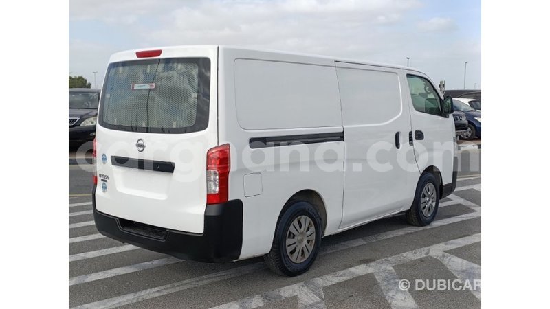 Big with watermark nissan urvan ashanti import dubai 55281