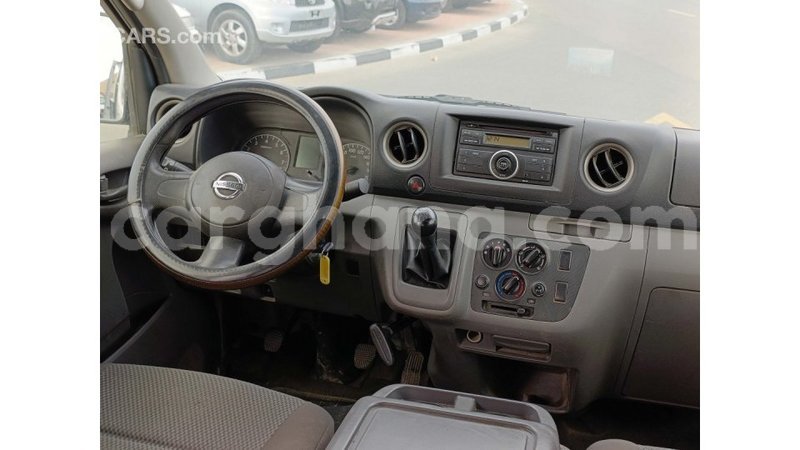 Big with watermark nissan urvan ashanti import dubai 55281