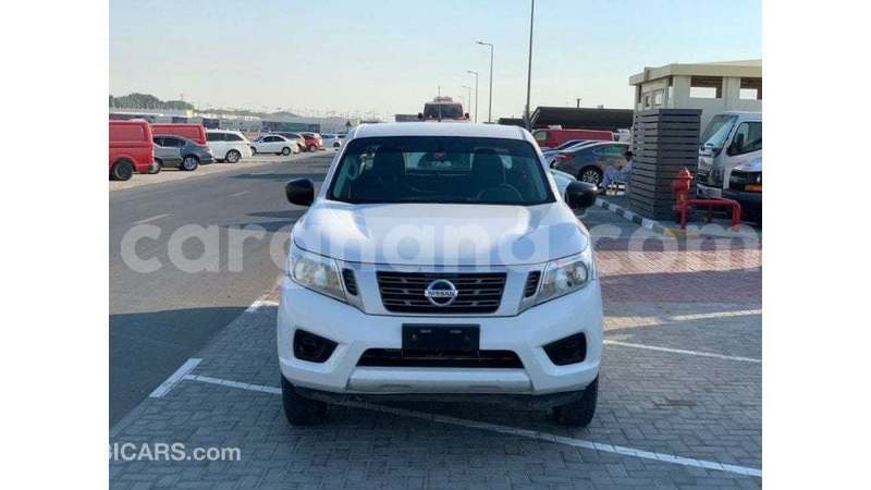 Big with watermark nissan navara ashanti import dubai 55288