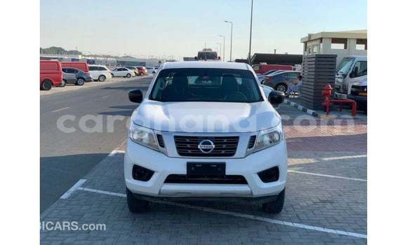 Ra Imported Nissan Navara funfun Ọkọ̀ in Import - Dubai ni Ashanti Ra Imported Nissan Navara funfun Ọkọ̀ in Import - Dubai ni Ashanti