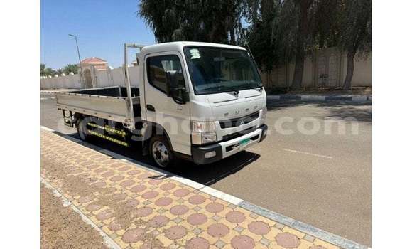 Buy Import Mitsubishi Carisma White Car in Import - Dubai in Ashanti Buy Import Mitsubishi Carisma White Car in Import - Dubai in Ashanti