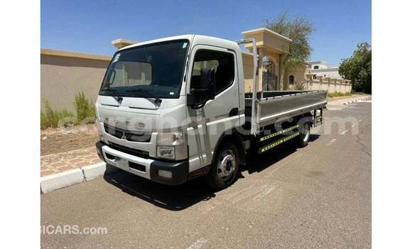 Buy Import Mitsubishi Carisma White Car in Import - Dubai in Ashanti Buy Import Mitsubishi Carisma White Car in Import - Dubai in Ashanti