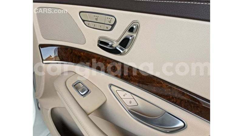 Big with watermark mercedes benz a200 ashanti import dubai 55303