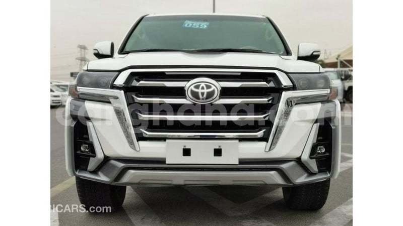 Big with watermark toyota land cruiser ashanti import dubai 55320