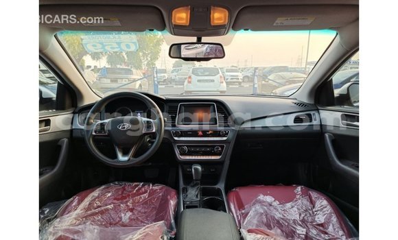 Ra Imported Hyundai Sonata funfun Ọkọ̀ in Import - Dubai ni Ashanti Ra Imported Hyundai Sonata funfun Ọkọ̀ in Import - Dubai ni Ashanti